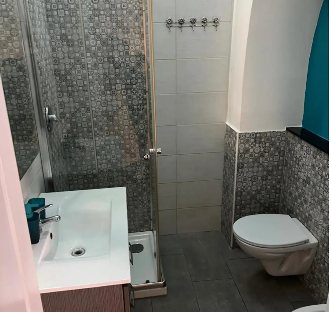 Apartament Casa Vacanze San Lorenzo Rzym